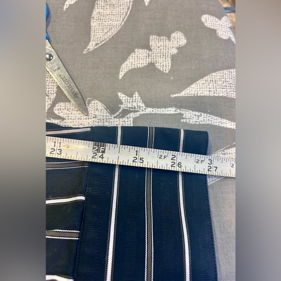 ♠️”Claiborne” Men’s Black/White/Taupe Beige Pinstriped Long Sleeved Dress Shirt - Picture 8 of 10